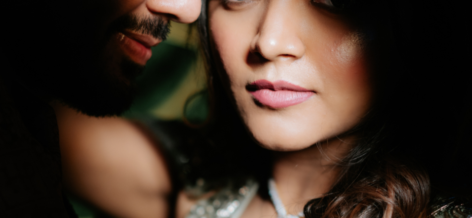 Couple during pre-wedding BITM photoshoot at Marine Drive Mumbai during sunset